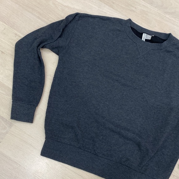 H&M Divided Crewneck - Small - Charcoal Gray - Picture 2 of 5